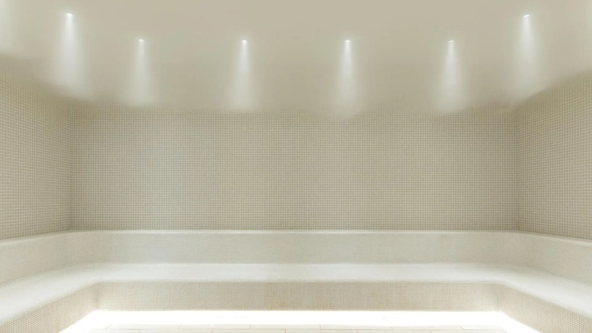 **** Hotel Executive Suite Suirei Sapporo Japan